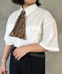 スカーフ付きシャツ