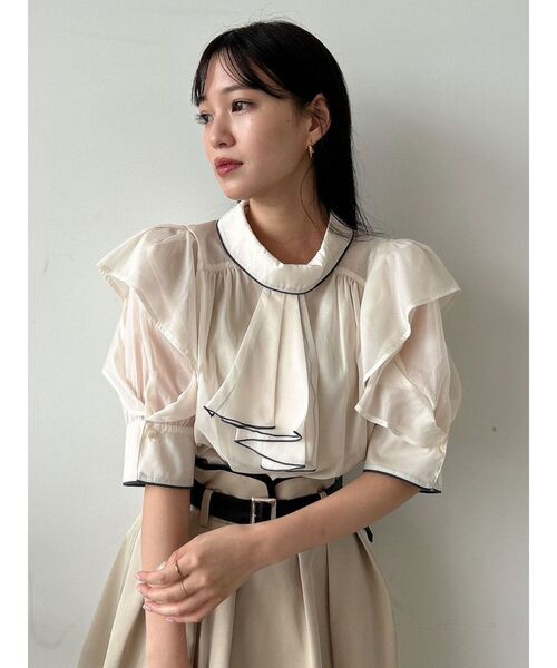 dazzlin（ダズリン）の「プリーツタイパイピングブラウス（シャツ/ブラウス・レディース・ブラック/ピンク/アイボリー・FREE）」の17枚目の写真