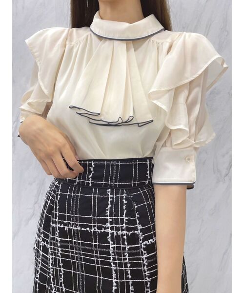 dazzlin（ダズリン）の「プリーツタイパイピングブラウス（シャツ/ブラウス・レディース・ブラック/ピンク/アイボリー・FREE）」の13枚目の写真