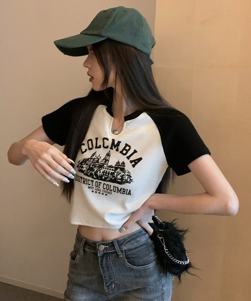 shopnikoniko（ショップニコニコ）の「ラグランTシャツ 半袖 ショート丈 韓国ファッション y2k ラグラン ピチT チビT クロップド丈 スリットネック Tシャツ（Tシャツ/カットソー・レディース・ベージュ/ホワイト・フリー）」の11枚目の写真