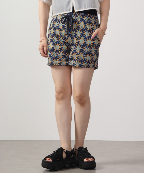 Ree&Mee（リーアンドミー）の「Ree&Mee ひんやり冷感加工 リラックス イージー ショートパンツ（ルームウェア/パジャマ・レディース・ブラック系その他/ブラック系その他2/ブルー系その他/ホワイト系その他/レッド系その他/ベージュ系その他/ブルー系その他2/ブルー系その他3・FREE）」の6枚目の写真