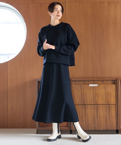 UNFILO(アンフィーロ)の「【WEB限定】BEAUTY FORM JERSEY サイドZIP クロップドプルオーバー(Tシャツ/カットソー・レディース・アイボリー系/グレー系/ベージュ系/ネイビー系/ライトイエロー系/ピンク系/ホワイト系/スカイブルー系/イエロー系/ブラック系/ライトグレー系・MEDIUM/SMALL)」の12枚目の写真