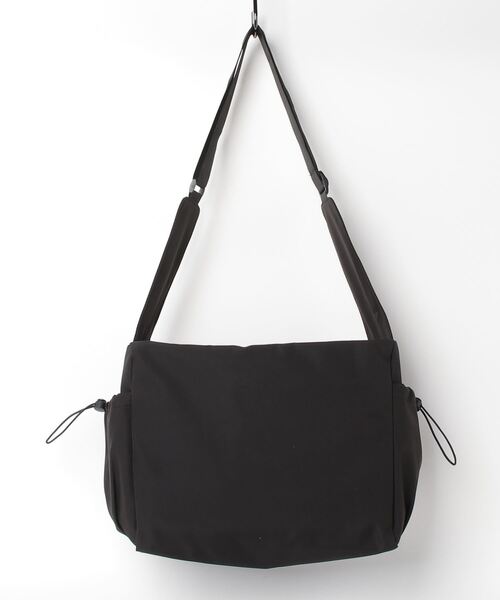 MAISON mou(メゾンムー)の「【recomend selection/セレクト】quadruple pocket drawstring bag 4つの巾着ポケットショルダーバッグ(ショルダーバッグ・レディース・グレー/ホワイト/ブラック・FREE)」の22枚目の写真