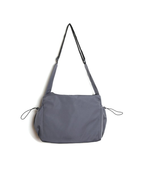 MAISON mou(メゾンムー)の「【recomend selection/セレクト】quadruple pocket drawstring bag 4つの巾着ポケットショルダーバッグ(ショルダーバッグ・レディース・グレー/ホワイト/ブラック・FREE)」の9枚目の写真