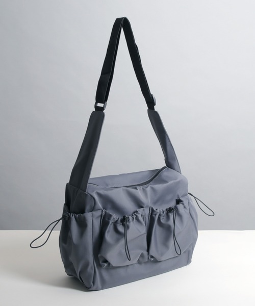 MAISON mou(メゾンムー)の「【recomend selection/セレクト】quadruple pocket drawstring bag 4つの巾着ポケットショルダーバッグ(ショルダーバッグ・レディース・グレー/ホワイト/ブラック・FREE)」の21枚目の写真