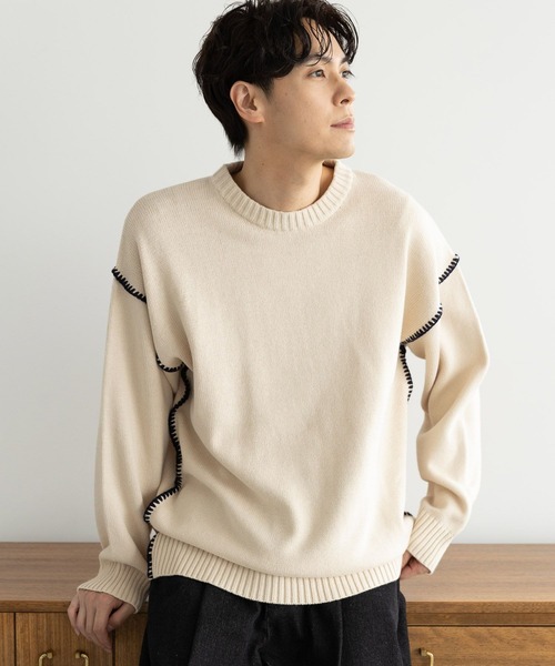 LAKOLE（ラコレ）の「ブランケットステッチクループルオーバー / 970617（ニット/セーター・メンズ・アイボリー/ブラック/オレンジ/グレイッシュベージュ/ネイビー・LARGE/MEDIUM/X-LARGE）」の3枚目の写真