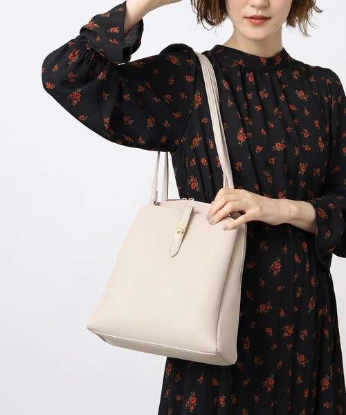 grove（グローブ）の「◆ベルトポケ2WAYリュック（バックパック/リュック・レディース・ライトグレー/ダークグレー/ブラック・00）」の3枚目の写真