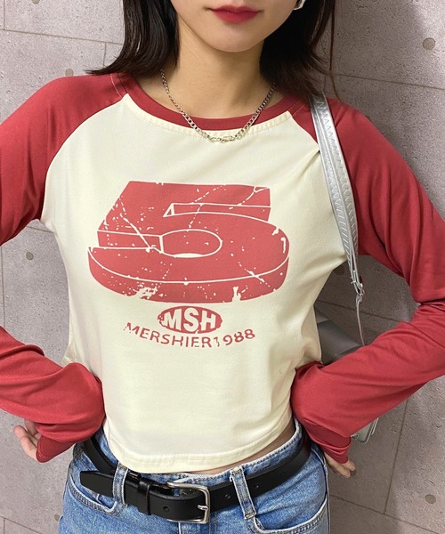 NANEA（ナネア）の「クロップド丈ナンバープリントラグランスリーブTシャツ（Tシャツ/カットソー・レディース・ネイビー/カーキ/ボルドー/ピンク・MEDIUM/LARGE）」の4枚目の写真