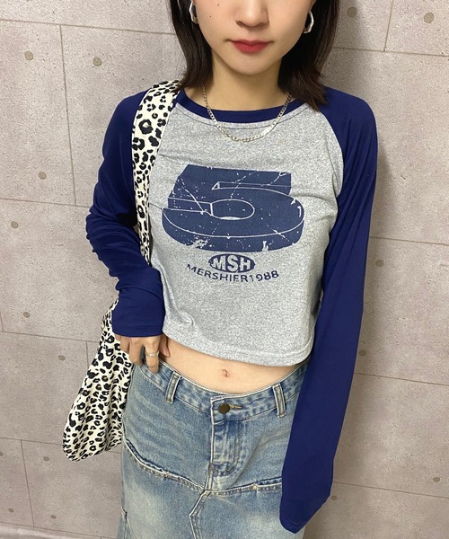 NANEA（ナネア）の「クロップド丈ナンバープリントラグランスリーブTシャツ（Tシャツ/カットソー・レディース・ネイビー/カーキ/ボルドー/ピンク・MEDIUM/LARGE）」の11枚目の写真