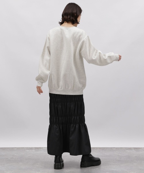 LAKOLE（ラコレ）の「フロッキーP/BIGスウェットプルオーバー / 988627（スウェット・レディース・ライトブルー/オートミール/ヘザーグレー/ネイビー・MEDIUM/SMALL）」の10枚目の写真