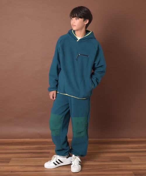 PEN FIELD（ペンフィールド）の「【Penfield】【あったか】ボアフリース・パーカー（その他トップス・キッズ・グリーン/ブラック/ベージュ・140cm/170cm/150cm/160cm）」の4枚目の写真