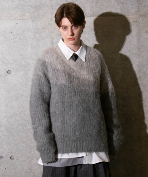 セール】グラデーションVネックニット（ニット/セーター）｜VI E DIT