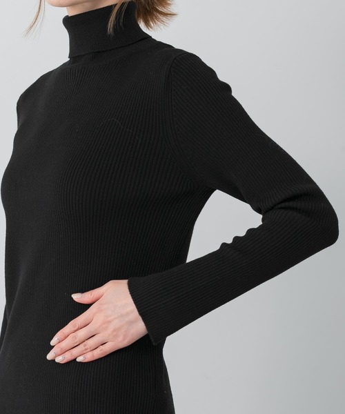 URBAN RESEARCH ROSSO WOMEN(アーバンリサーチ ロッソ)の「ウォッシャブルコンパクトリブタートル(ニット/セーター・レディース・オフホワイト/モカ/ブラック/オレンジ・FREE)」の22枚目の写真