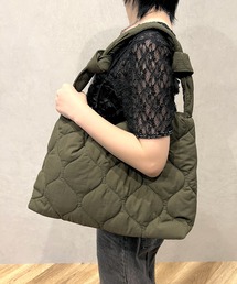 キルティングショルダーバッグ