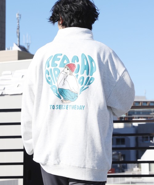 Red Cap Girl（レッドキャプガール）の「Red Cap Girl ハートイラストハーフジップ（スウェット・メンズ・アイボリー/ネイビー/ダークグレー/アッシュグレー・X-LARGE/MEDIUM/LARGE）」の3枚目の写真