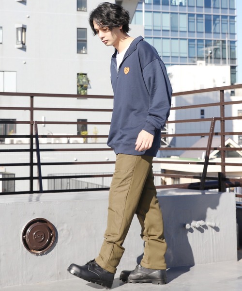 Red Cap Girl（レッドキャプガール）の「Red Cap Girl ハートイラストハーフジップ（スウェット・メンズ・アイボリー/ネイビー/ダークグレー/アッシュグレー・X-LARGE/MEDIUM/LARGE）」の10枚目の写真