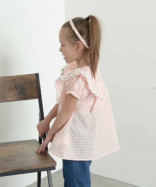 Lycee mine（リセマイン）の「フラワーレース付きチェックフリルブラウス（シャツ/ブラウス・キッズ・ピンク/ブラック/サックスブルー/ラベンダー/ベージュ・120cm/110cm/100cm/150cm/140cm/130cm）」の22枚目の写真