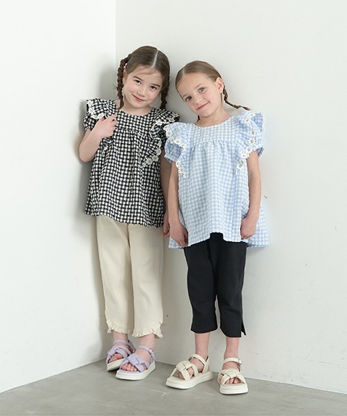 Lycee mine（リセマイン）の「フラワーレース付きチェックフリルブラウス（シャツ/ブラウス・キッズ・ピンク/ブラック/サックスブルー/ラベンダー/ベージュ・120cm/110cm/100cm/150cm/140cm/130cm）」の8枚目の写真