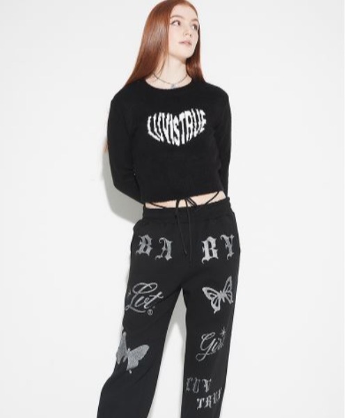 LUVISTRUE(ラヴイズトゥルー)の「OW HEART LOGO KNIT(ニット/セーター・レディース・ネイビー/ブラック/アイボリー・FREE)」の10枚目の写真