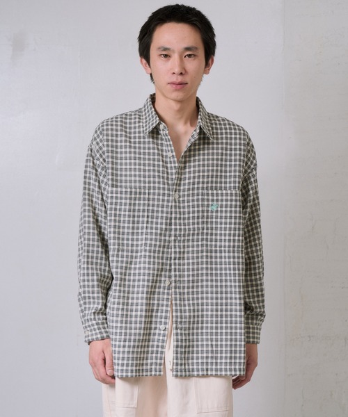 BEVERLY HILLS POLO CLUB(ビバリーヒルズポロクラブ)の「【BEVERLY HILLS POLO CLUB】先染め オーバーサイズシャツ(シャツ/ブラウス・メンズ・ブラック/カーキ・M)」の16枚目の写真