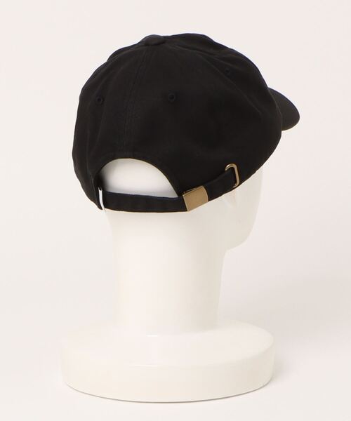 BANKS(バンクス)の「CAP/BANKS(バンクス)オリジナル刺繍ロゴ入りツイルフラットバイザーキャップ(キャップ・メンズ・ベージュ/ブラック/オリーブ・FREE)」の4枚目の写真