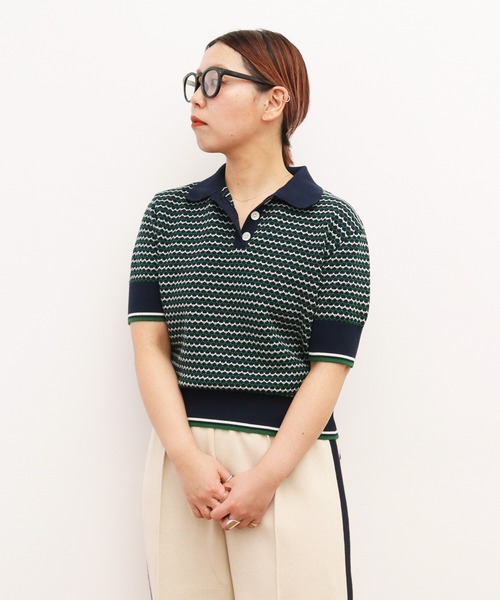 AMBIDEX(アンビデックス)の「レトロジャカードニットポロ(ポロシャツ・レディース・キナリ/ネイビー・FREE)」の10枚目の写真
