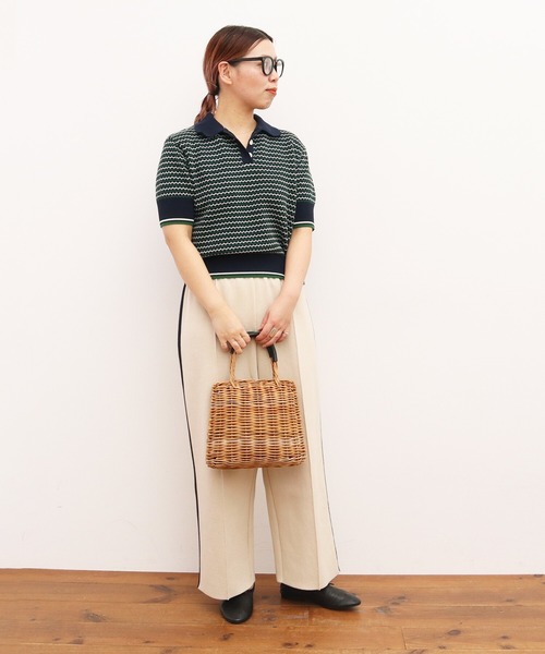 AMBIDEX(アンビデックス)の「レトロジャカードニットポロ(ポロシャツ・レディース・キナリ/ネイビー・FREE)」の13枚目の写真