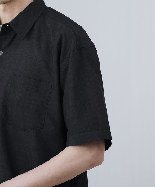 LIL VENDARS（リルヴェンダース）の「Buyer's Select/【ナノファイン加工/抗菌防臭】セットアップ対応ドライポリ半袖シャツ（シャツ/ブラウス・メンズ・アイボリー/ブラック/ブルーグレー/グレー/ネイビー・LL/L/M）」の8枚目の写真