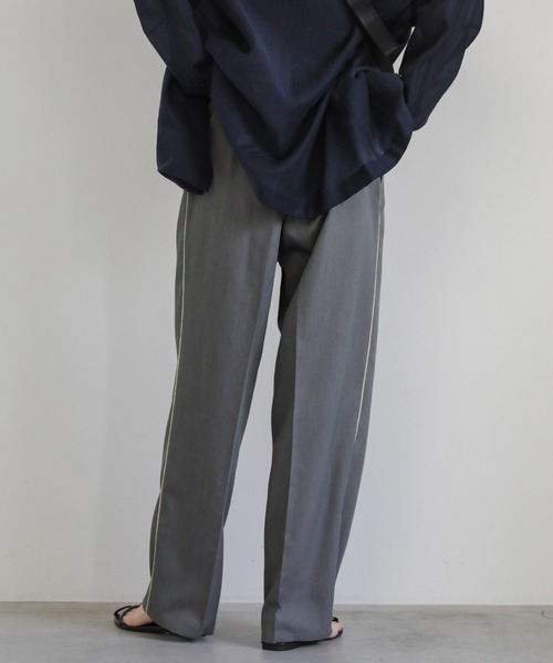 select MOCA（セレクトモカ）の「パイピングサイドラインスラックス（スラックス・レディース・ブラック/グレー・LARGE/MEDIUM）」の22枚目の写真