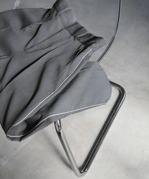 select MOCA（セレクトモカ）の「パイピングサイドラインスラックス（スラックス・レディース・ブラック/グレー・LARGE/MEDIUM）」の15枚目の写真