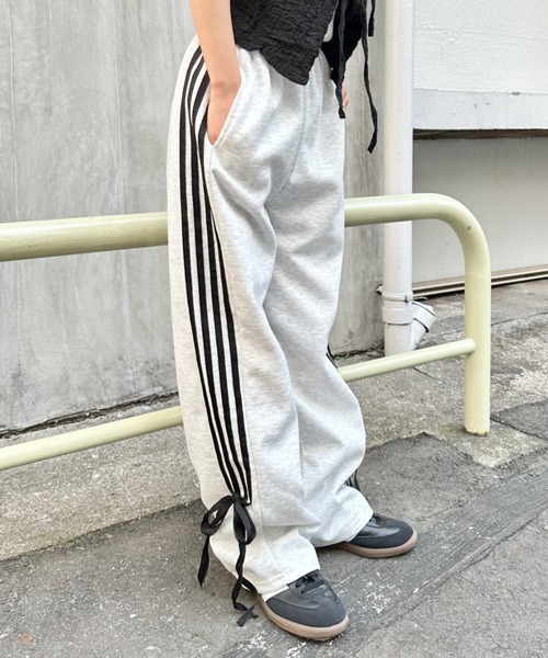 CLEA(クレア)の「サイドリボン ラインワイドスウェットパンツ(スウェットパンツ・レディース・ブラック/グレー/ネイビー/ピンク・M)」の18枚目の写真