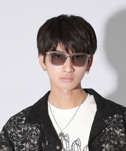 Anui(アニュイ)の「【UNISEX】フラットレンズサングラス(サングラス・レディース・グレー/ブラウン・FREE)」の10枚目の写真