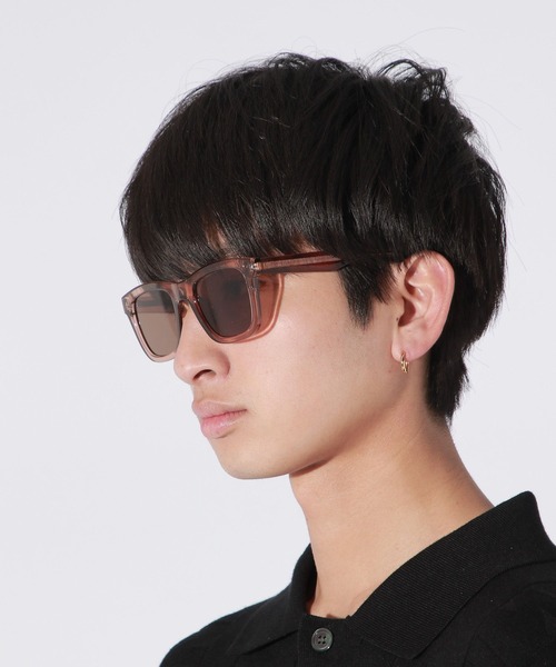 Anui(アニュイ)の「【UNISEX】フラットレンズサングラス(サングラス・レディース・グレー/ブラウン・FREE)」の17枚目の写真