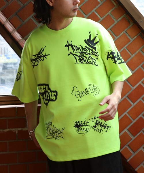 ８(eight)（エイト）の「総柄タギング半袖Tシャツ（Tシャツ/カットソー・メンズ・ホワイト/イエロー/ブラック/チャコールグレー・MEDIUM/LARGE）」の4枚目の写真