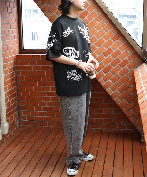 ８(eight)（エイト）の「総柄タギング半袖Tシャツ（Tシャツ/カットソー・メンズ・ホワイト/イエロー/ブラック/チャコールグレー・MEDIUM/LARGE）」の21枚目の写真