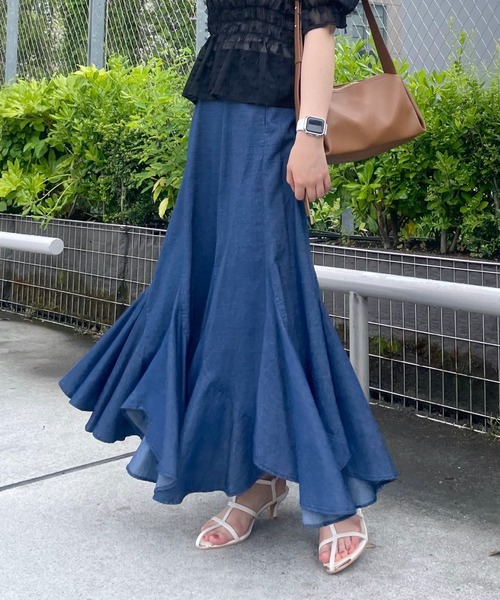 mysty woman（ミスティウーマン）の「デニムエスカルゴスカート 128883（スカート・レディース・ネイビー/ブラック・FREE）」の18枚目の写真