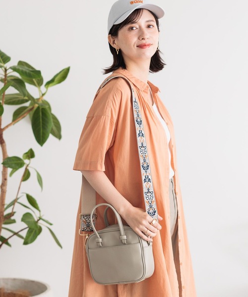 studio CLIP（スタディオクリップ）の「2WAYマルチストラップ（スマホグッズ・レディース・クリーム/ベージュ/ネイビー/ブルー・FREE）」の4枚目の写真