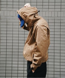 マウンテンフーディージップジャケット