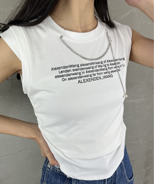 tolene(トレネ)の「チェーン付き英字ロゴプリントTシャツ(Tシャツ/カットソー・レディース・ホワイト/ブラック/ベージュ・FREE)」の11枚目の写真