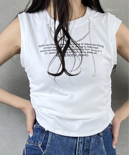 tolene(トレネ)の「チェーン付き英字ロゴプリントTシャツ(Tシャツ/カットソー・レディース・ホワイト/ブラック/ベージュ・FREE)」の12枚目の写真