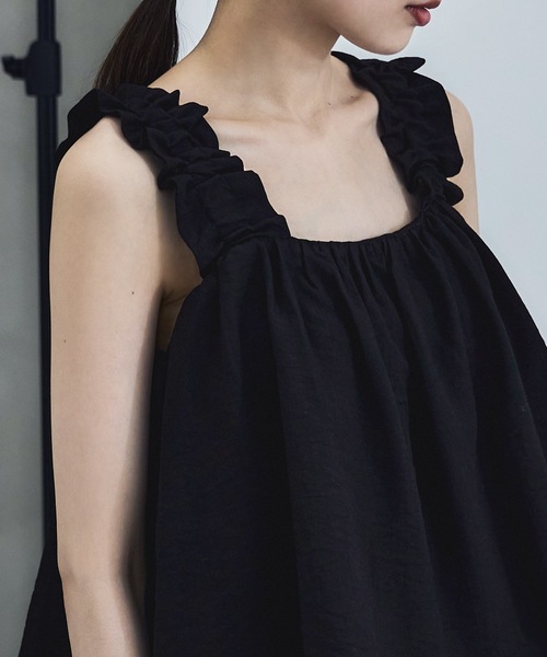 etoll.（エトル）の「リネンタッチギャザービスチェ（キャミソール・レディース・ブラック/アイボリー/ブラウン・FREE）」の4枚目の写真