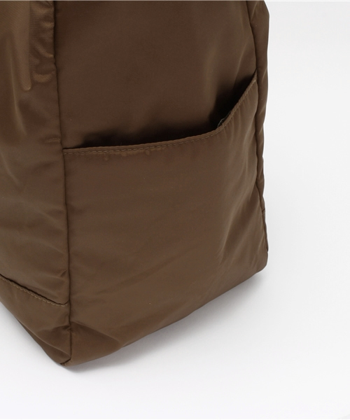 LuuNa(ルーナ)の「ナイロン ワンショルダー ショルダーバッグ(ショルダーバッグ・レディース・ブラック/グレー/モカ/ネイビー・FREE)」の9枚目の写真