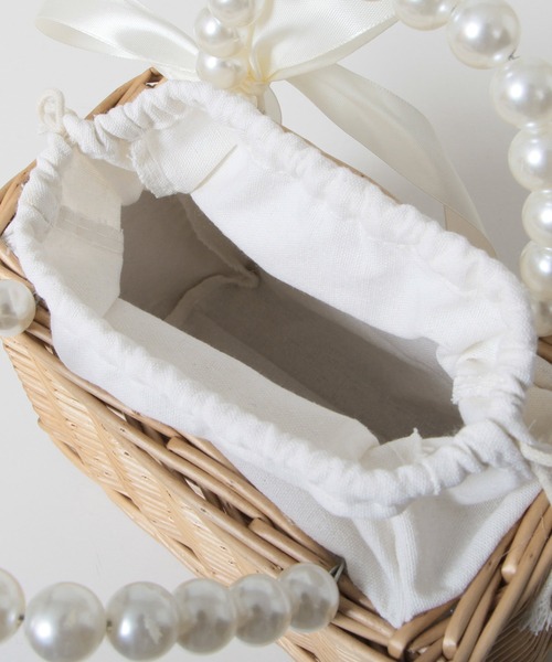 Julia Boutique(ジュリアブティック)の「パールハンドスクエアかごバッグ/24131(かごバッグ・レディース・ベージュ・ONE)」の5枚目の写真