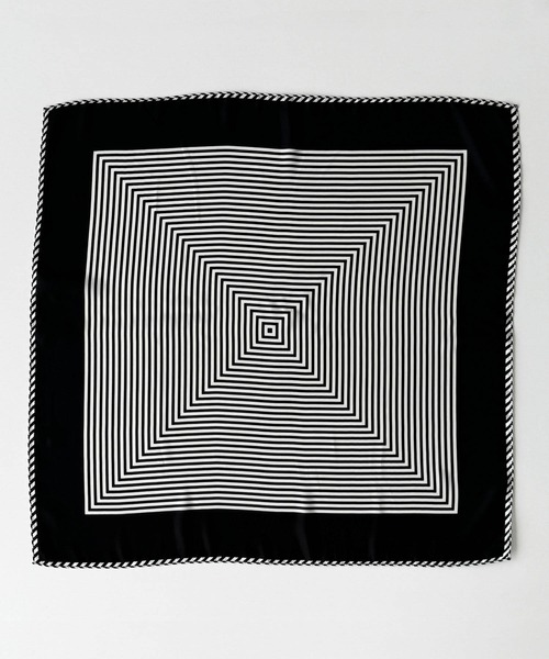 CANAL JEAN（キャナルジーン）の「diggity　ストライプスカーフ（バンダナ/スカーフ・レディース・ブラウン/ブラック・ONE SIZE）」の4枚目の写真