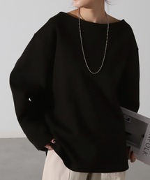 コクーンシルエットプルオーバー