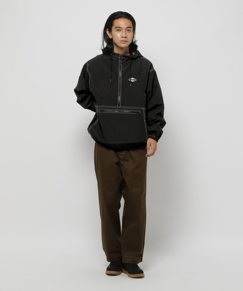 niko and...（ニコアンド）の「配色ステッチアノラックパーカー（マウンテンパーカー・メンズ・ブラック/グリーン・MEDIUM/LARGE）」の11枚目の写真