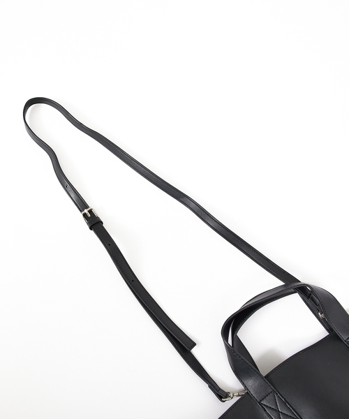 ABAHOUSE（アバハウス）の「【cheek /チーク】rivet 2way tote/リベット2way トートバッグ/ユニセックス（トートバッグ・メンズ・ブラック/シルバー/キャメル・フリー）」の11枚目の写真