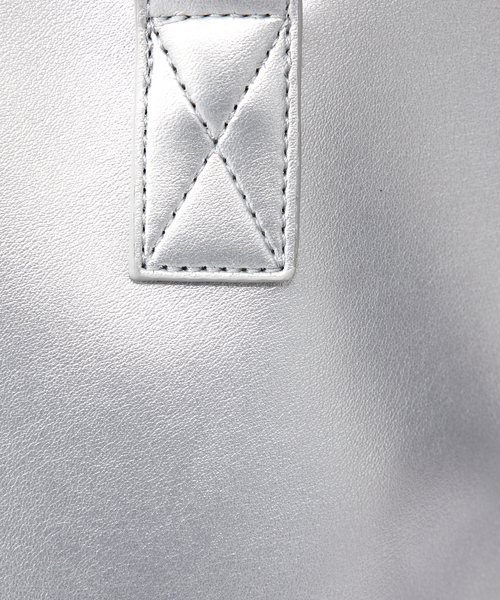 ABAHOUSE（アバハウス）の「【cheek /チーク】rivet 2way tote/リベット2way トートバッグ/ユニセックス（トートバッグ・メンズ・ブラック/シルバー/キャメル・フリー）」の19枚目の写真