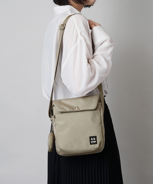 MOOMIN（ムーミン）の「【MOOMIN】(ムーミン) コンパクト ショルダーバッグ RMNK-01（ショルダーバッグ・レディース・ベージュ/レッド/グリーン/ブラック・ONE SIZE）」の10枚目の写真