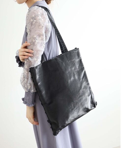 le.coeur blanc（ルクールブラン）の「チュールフラワーシンプルトート（トートバッグ・レディース・ブラック/アイボリー・FREE）」の13枚目の写真